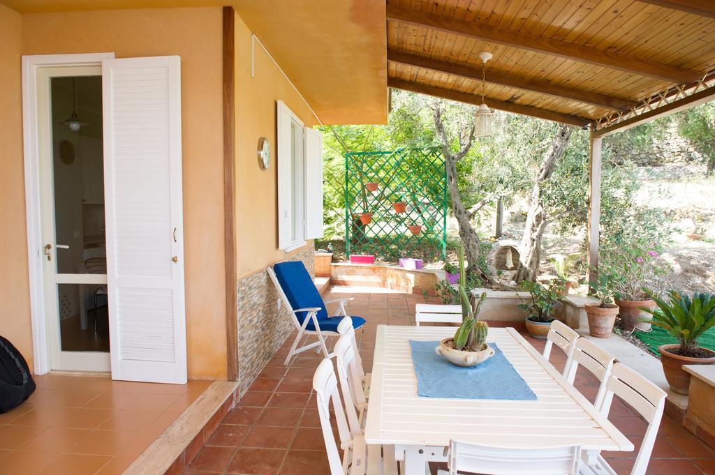Lomarchi Holiday Home Carini Exterior foto